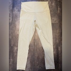 Aritzia Tnaction butter cheeky high rise yoga pants, leggings